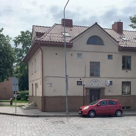 Kanto Studija 公寓 *