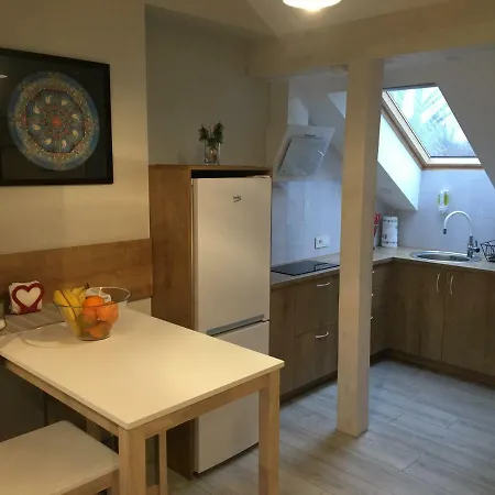 Kanto Studija Apartment *